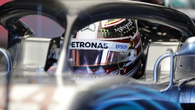 Hamilton espera una clasificación “interesante” en Australia debido a la lluvia