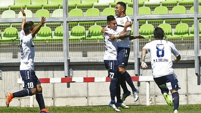 Barnechea sumó tres puntos a costa de Melipilla en la Primera B