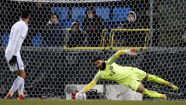 Johnny Herrera: Dejar el arco en cero es hacer bien la pega