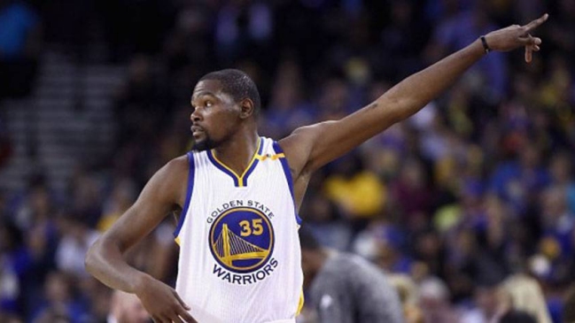 Golden State Warriors venció a Sacramento Kings y cortó inusual racha de derrotas