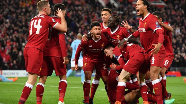 Liverpool se desató ante Manchester City y firmó una goleada por la Champions