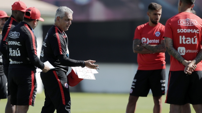 La U y Colo Colo solo enviarán a un jugador al microciclo de la Roja