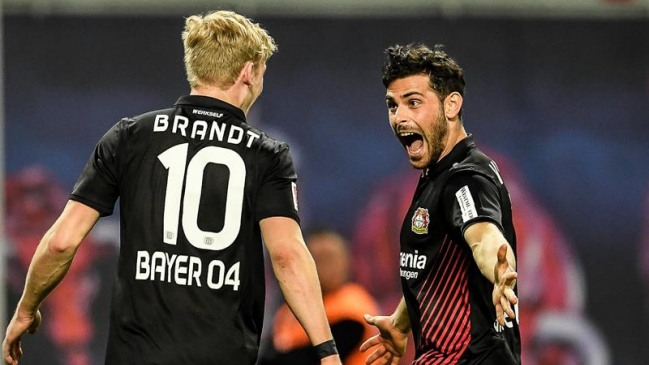 Bayer Leverkusen y Aránguiz golearon a Leipzing y se consolidaron en el cuarto puesto