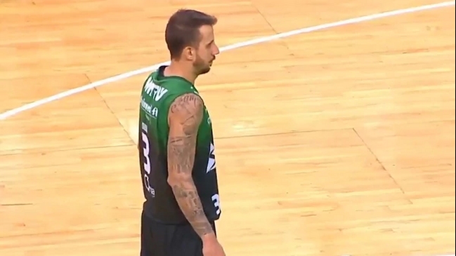 La arriesgada decisión en baloncesto brasileño: Quedaban seis segundos y perdían por dos