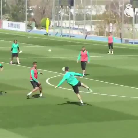 El golazo de Cristiano Ronaldo en práctica de Real Madrid