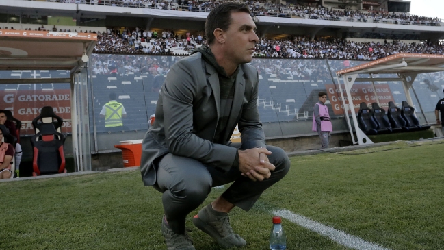 Las millonarias cláusulas que complican una eventual salida de Pablo Guede de Colo Colo