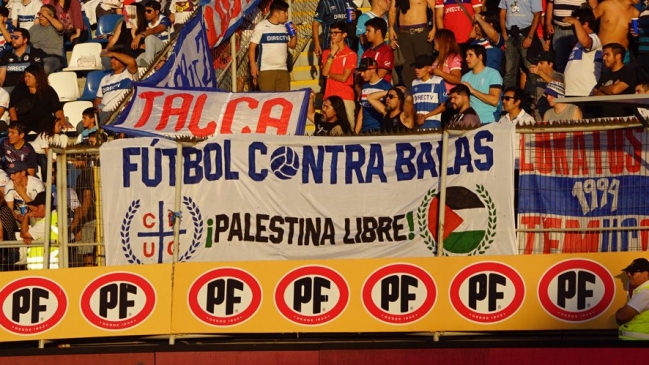 Tribunal de Disciplina multó a U. Católica por lienzo en apoyo a Palestina