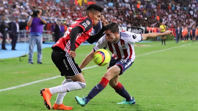 Angelo Henríquez jugó en victoria de Atlas sobre Chivas en el clásico tapatío de la liga mexicana