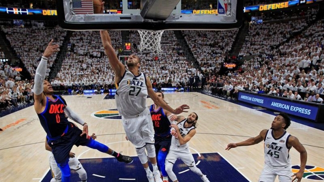 Houston y Utah quedaron a un paso de las semifinales de Conferencia