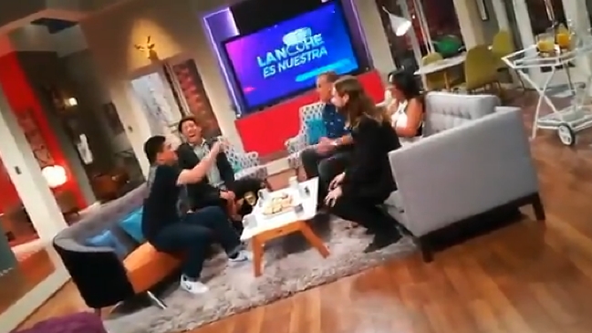 Iván Zamorano subió y bajó (en broma) a Felipe Vidal