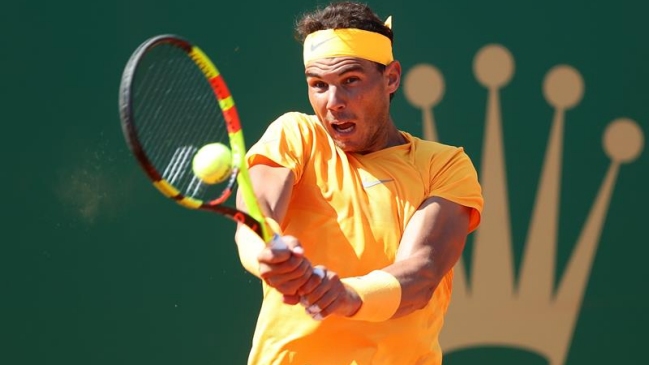 Nadal debutó en Barcelona con un trabajado triunfo ante Carballés