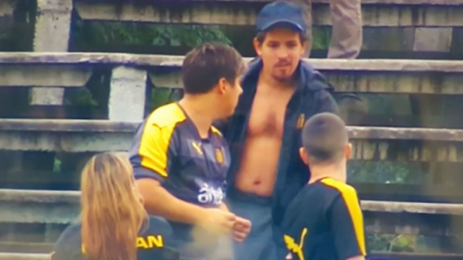 Portero de Peñarol le pidió la camiseta a un hincha para jugar contra Progreso