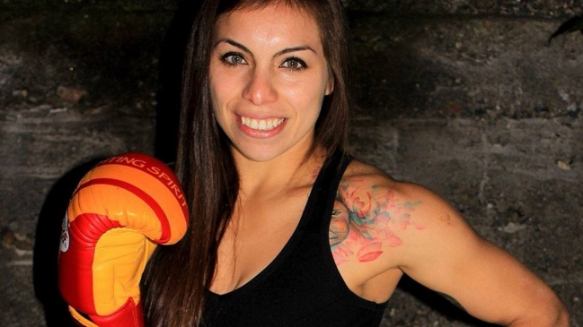 Daniela Asenjo peleará por el título mundial de la FIB ante Debora Dionicius