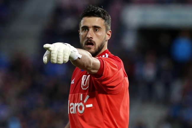 Sin el suspendido Pinilla: La formación de Universidad de Chile ante Palestino