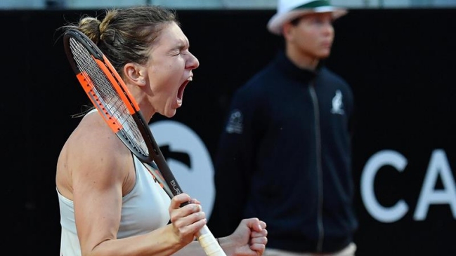 Simona Halep frenó a Maria Sharapova en Roma y reeditará la final del 2017 ante Svitolina