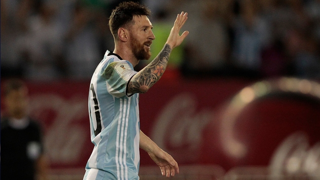 Fernando Niembro: Messi debió dar la conferencia con los 23 nominados