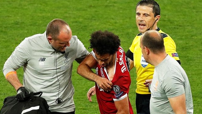 Mohamed Salah llegó a Valencia para iniciar su tratamiento