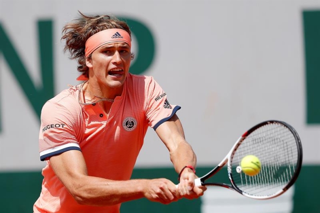 Alexander Zverev sufrió para dejar en el camino a Lajovic en Roland Garros