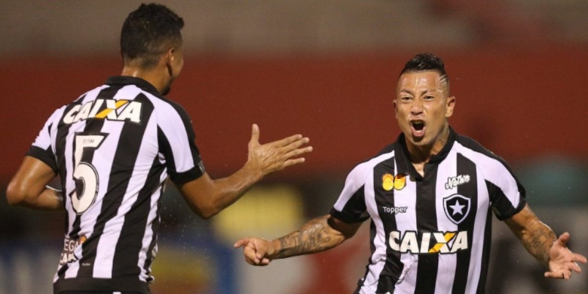 El espectacular golazo de Leonardo Valencia a Sao Paulo en Brasil