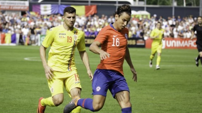 La remozada selección chilena de Rueda cayó en un intenso amistoso frente a Rumania