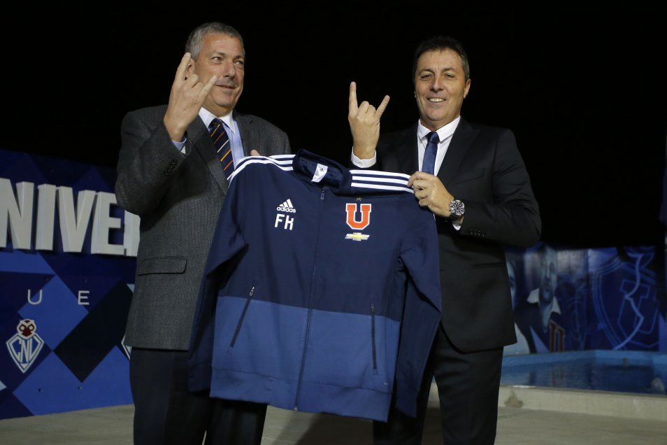 El argentino Frank Kudelka fue presentado oficialmente como entrenador de U. de Chile