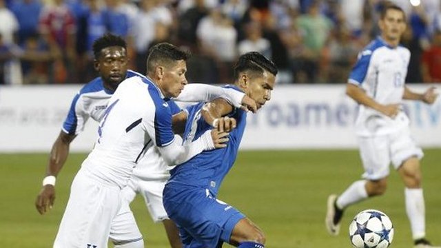 El Salvador estrenó técnico con triunfo sobre Honduras