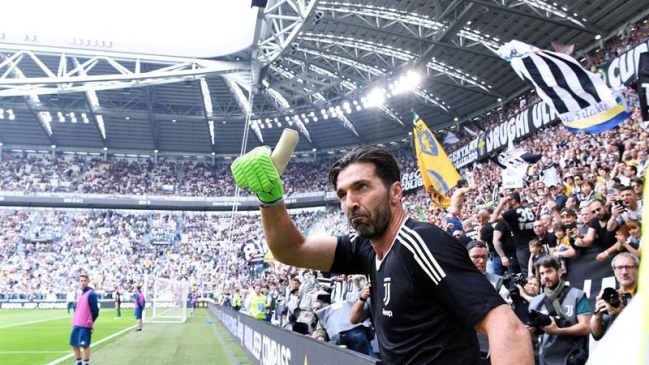 UEFA sancionó con tres partidos a Gianluigi Buffon por expulsión ante Real Madrid