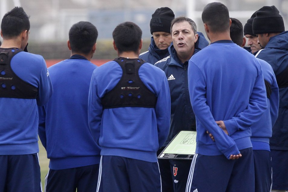 La U vivió su segunda jornada bajo el mando del técnico Frank Kudelka
