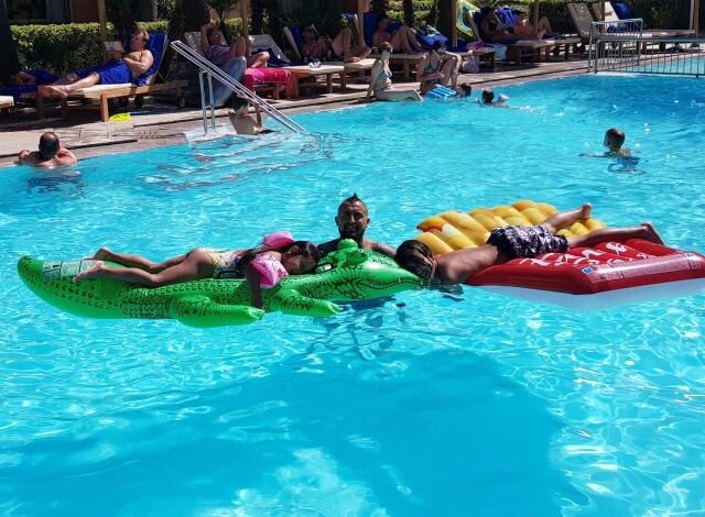 “Disfrutando con mis amores”: Arturo Vidal entró al “Modo Vacaciones”