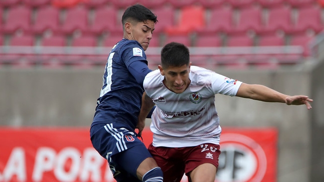 Yerko Leiva abrió la cuenta para U. de Chile con un cabezazo ante La Serena
