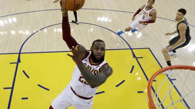 NBA repasó las mejores clavadas de los playoffs 2018