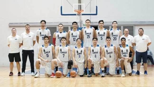 Chile enfrenta su tercer desafío en el Premundial de baloncesto sub 18 en Canadá ante los locales