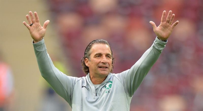 Juan Antonio Pizzi: Messi siempre será el principal candidato a ganar