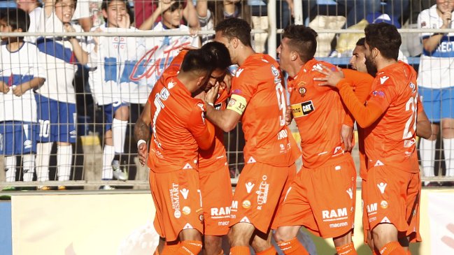 Cobreloa remontó con categoría la llave ante la UC y clasificó a octavos de Copa Chile