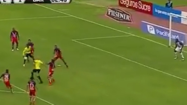 Ariel Nahuelpán marcó un gol con impresionante gesto técnico en Ecuador