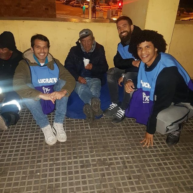 Jugadores de Antofagasta ayudaron y compartieron con personas en situación de calle