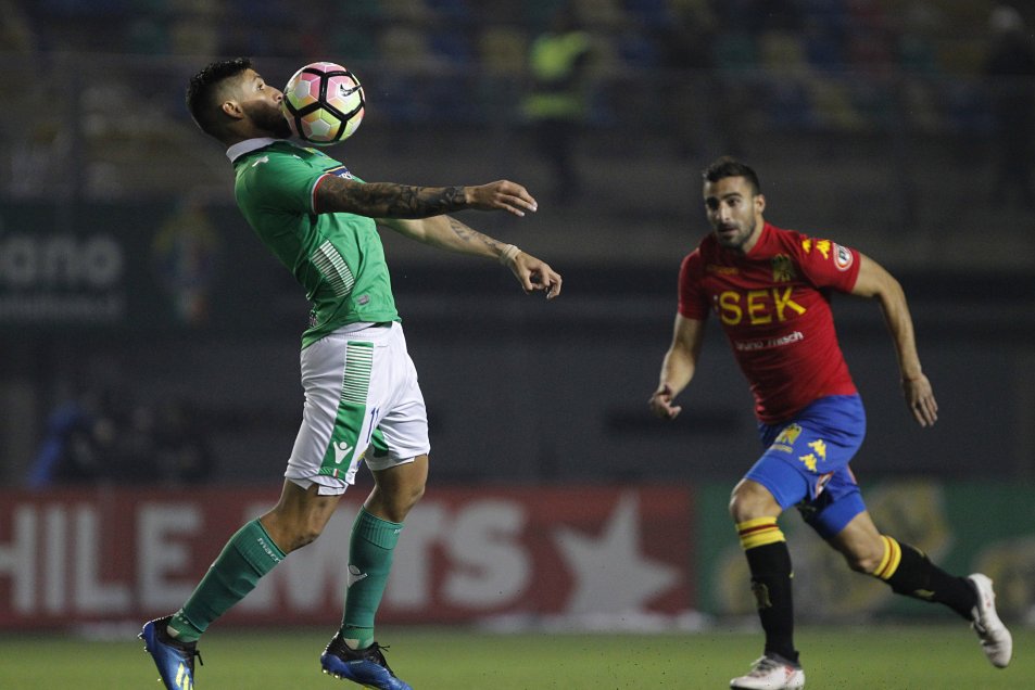 Audax consiguió importante triunfo ante U. Española por la ida de octavos en Copa Chile