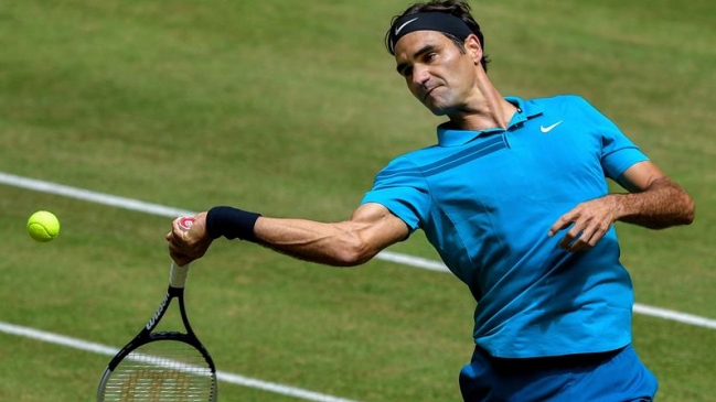 Roger Federer va por la décima corona en Halle frente a Borna Coric