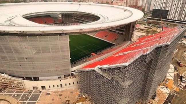 No se olvidan de nosotros: La tribuna que los uruguayos bautizaron “en honor” a Chile