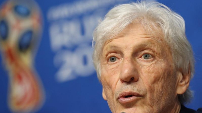 Néstor Pékerman: “No se nos pasa por la cabeza quedar eliminados”