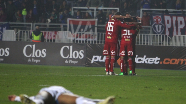 Yerko Leiva anotó el tercero de U. de Chile ante Colchagua con un potente remate en el área