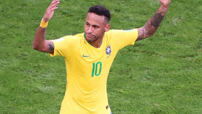 Real Madrid negó haber hecho oferta alguna a París Saint-Germain por Neymar