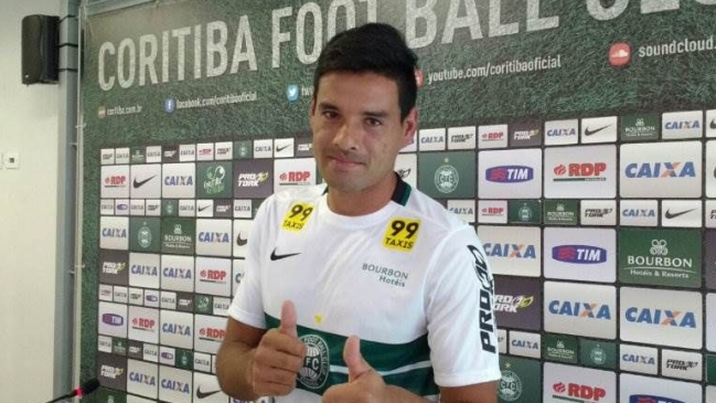 César Benítez: Colo Colo es una buena opción, pero tengo otras ofertas de Paraguay y Argentina