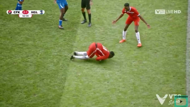 El comercial que se mofa de las caídas de Neymar