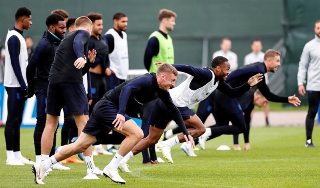 Henderson y Vardy se recuperaron y están listos para jugar ante Croacia