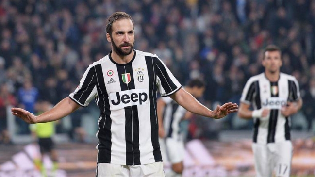 Quiere amortiguar el costo de Ronaldo: Juventus considera vender a Higuaín a Chelsea