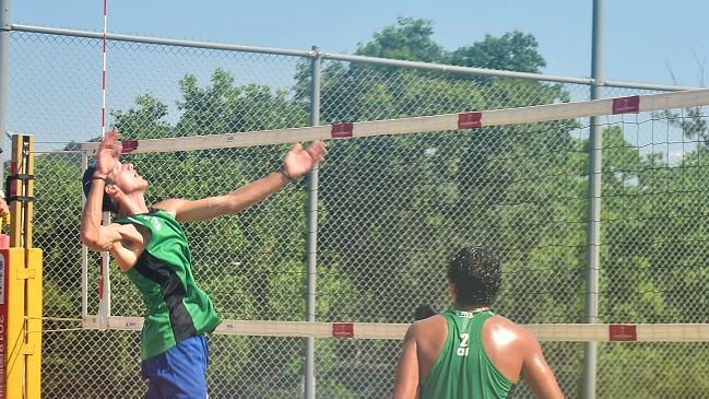 Dupla rusa frenó impulso de los chilenos Droguett y Lammel en el Mundial junior de voleibol playa