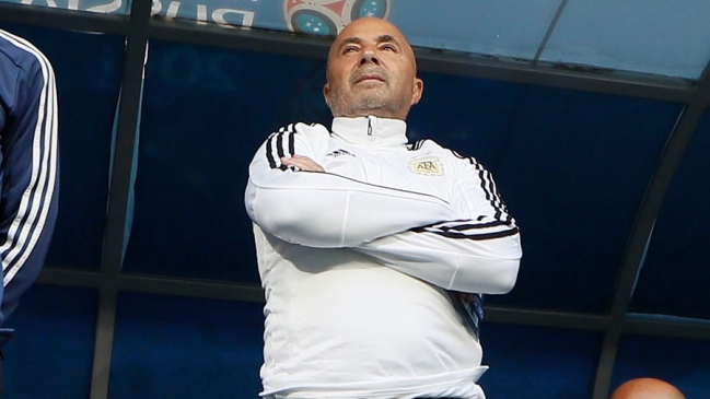 Daniel Angelici aseguró que Sampaoli está dispuesto a dar un paso al costado