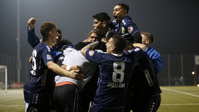 Barnechea eliminó a D. Valdivia por penales y es el primer semifinalista de Copa Chile