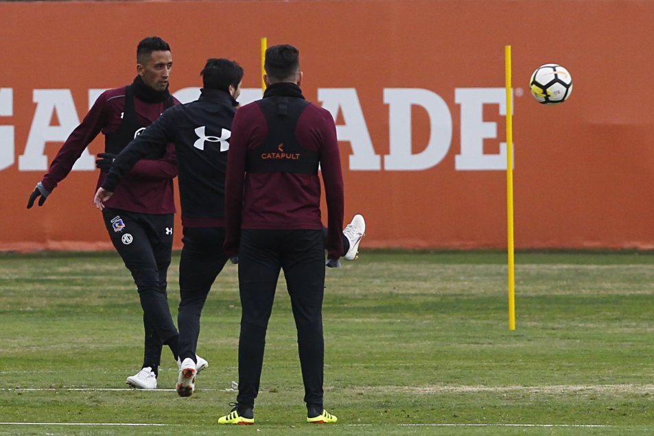 Colo Colo hizo fútbol sin Orión, Barroso ni Valdivia